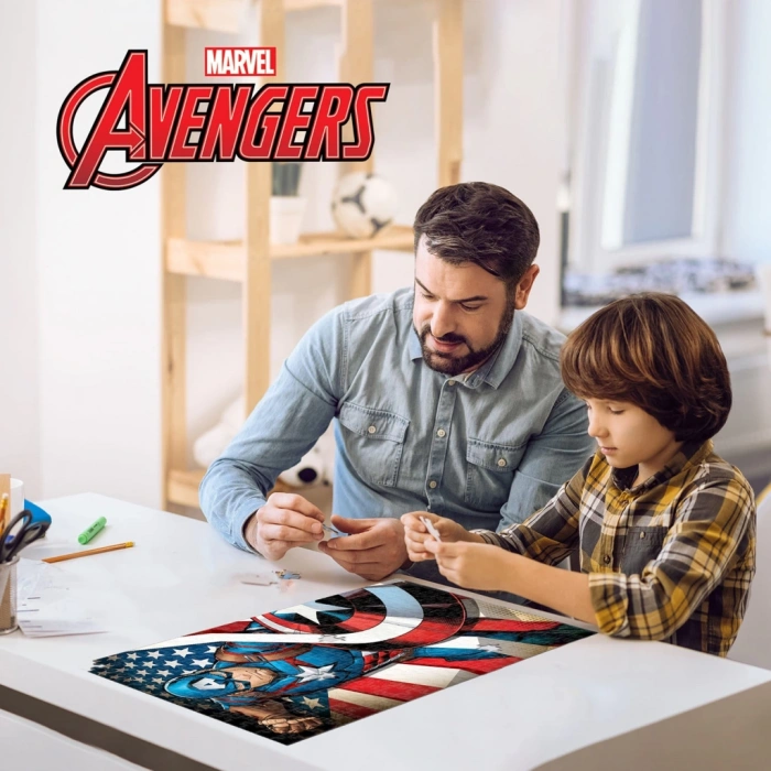 Captain America 300 Parça Puzzle 35584 - Metal Kutu