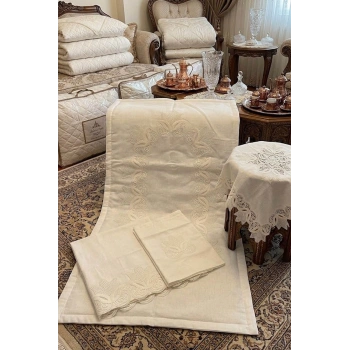 Fransız Dantelli Lale Model 4 Parça Gardenya Kumaş Seccade Seti