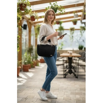 Kadın Hasır Görünümlü El Yapımı Örgü Çanta Omuz Modeli