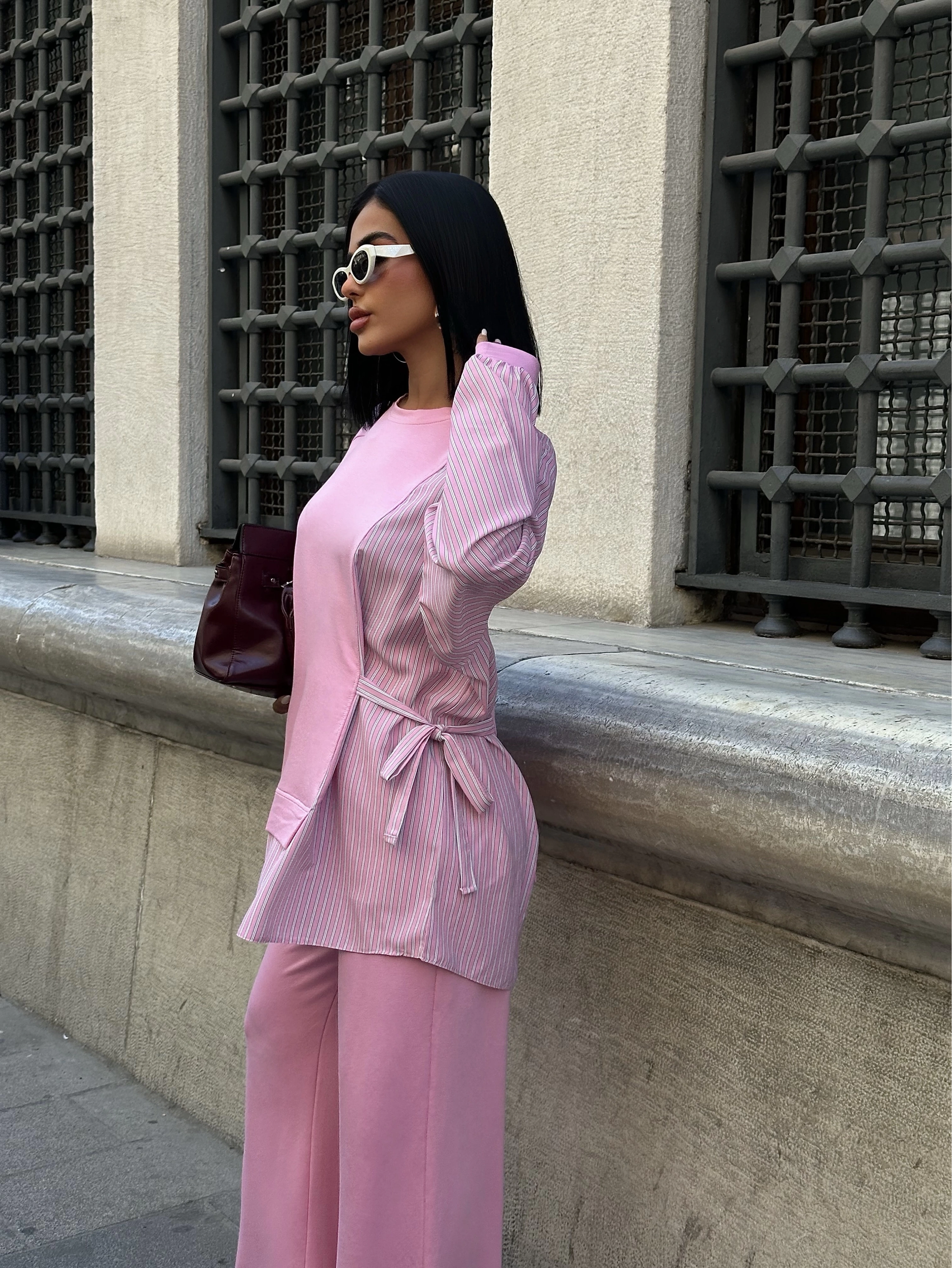 Kristal Modal Çizgili Takım