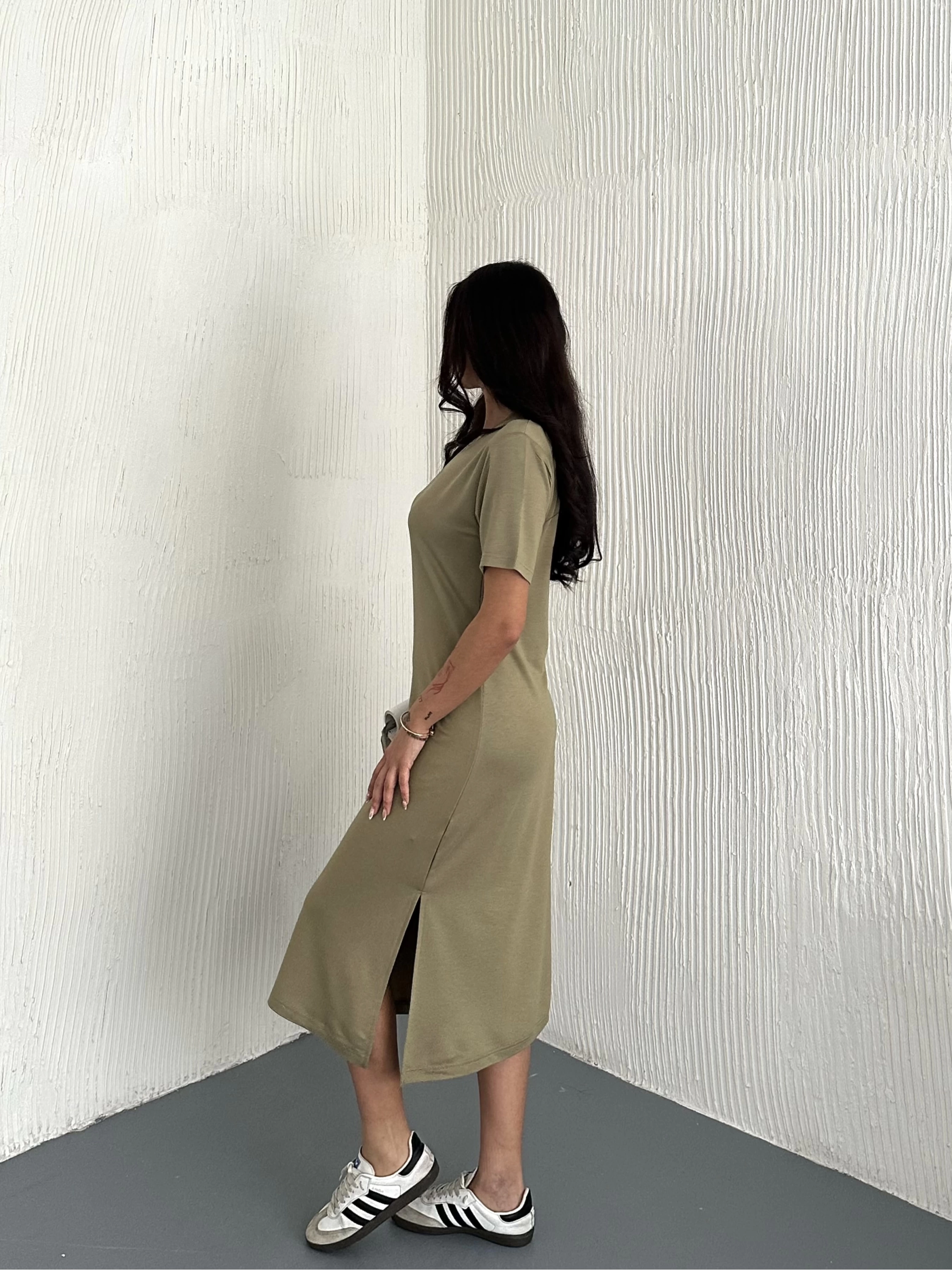 Kristal Modal Yırtmaçlı Basic Elbise
