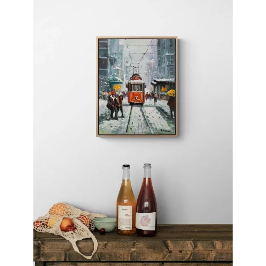 Karda Kırmızı Tramvay Yağlı Boya Tablosu