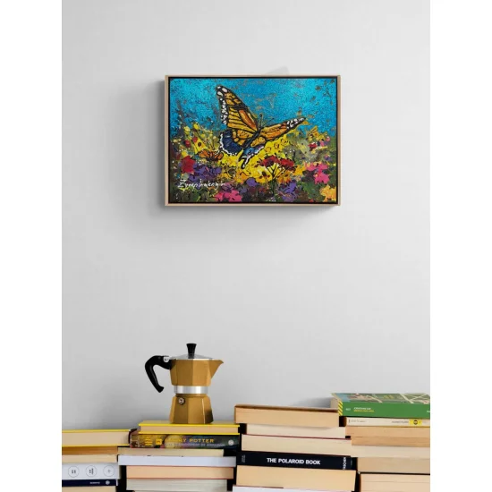 Çiçek Bahçesinde Kanatlar Yağlı Boya Tablosu