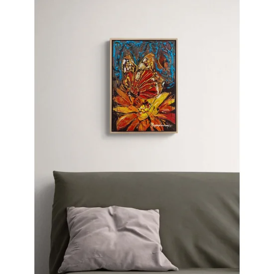 Çiçek Kalbinde Kelebek Yağlı Boya Tablosu