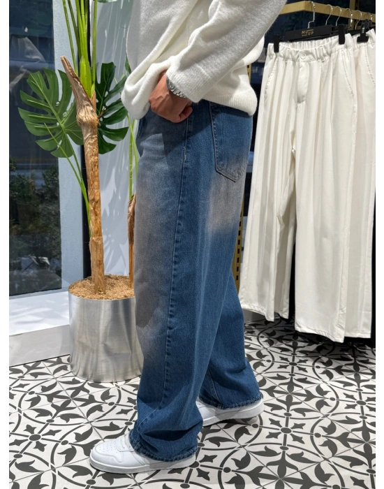 Extra Baggy Fit Jean