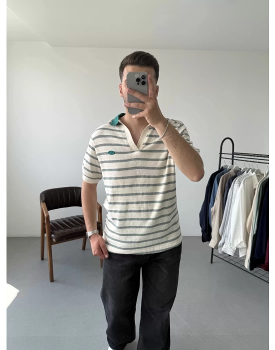 Polo Yaka Nakışlı T-Shirt