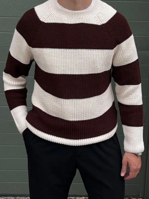 Regular Kalın Çizgili Triko Kazak