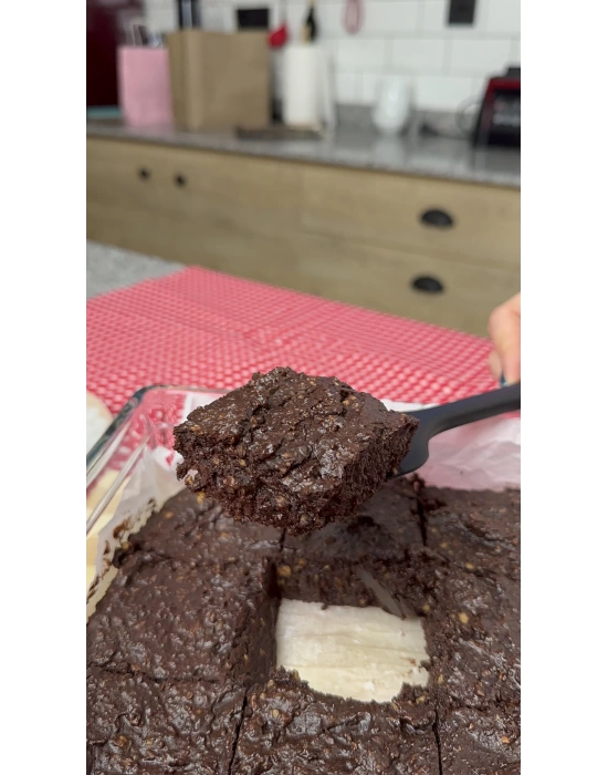 Şekersiz ve Glutensiz Brownie