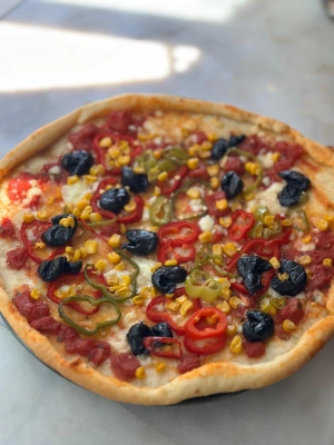 Glutensiz Sebzeli Pizza