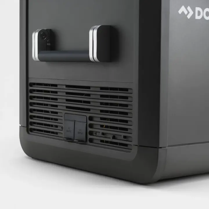 Dometic CFX5 75DZ 74Lt 12-24-220V Kompresörlü Taşınabilir Soğutucu + Dondurucu (Yeni Nesil VIP Yalıtım)