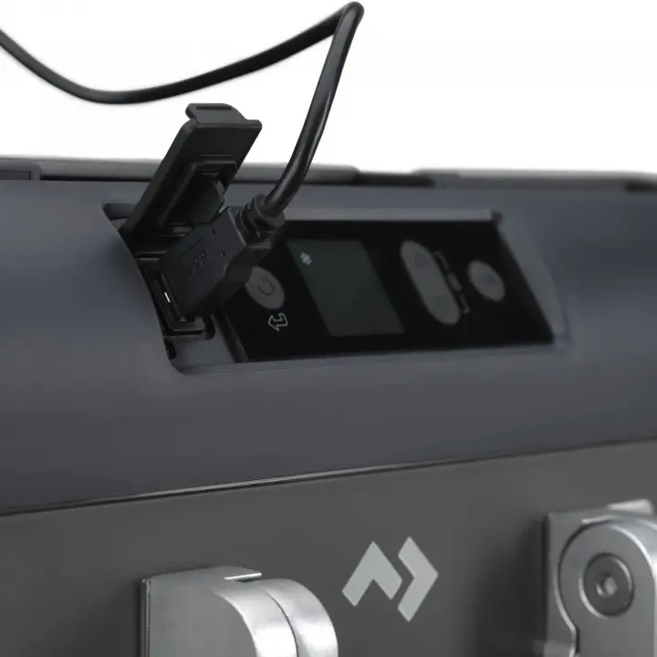 Dometic CFX5 75DZ 74Lt 12-24-220V Kompresörlü Taşınabilir Soğutucu + Dondurucu (Yeni Nesil VIP Yalıtım)