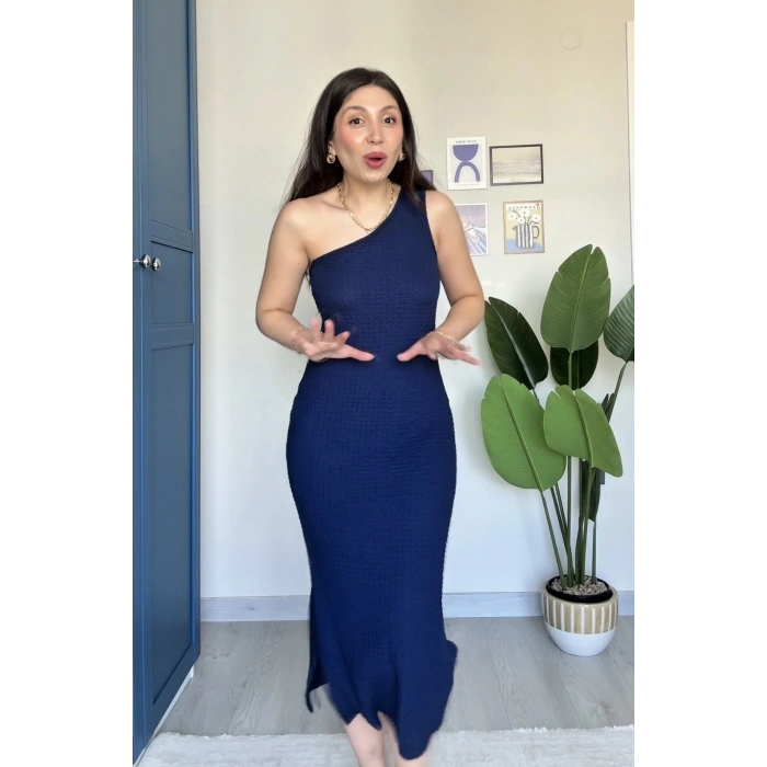 1 ALANA 1 BEDAVA LACİ TEK OMUZ