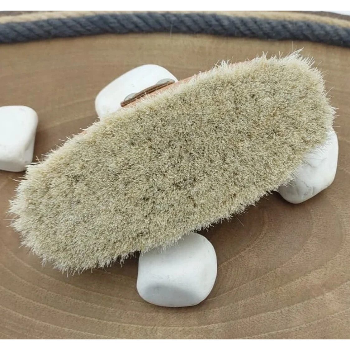 AT KILI VÜCUT FIRÇASI