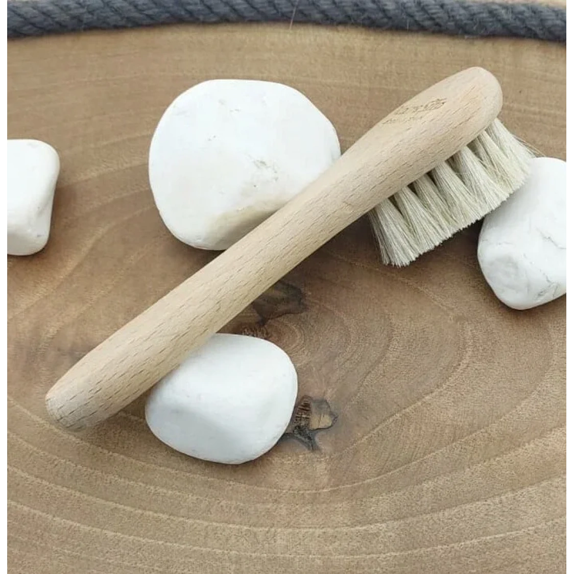 AT KILI YÜZ FIRÇASI