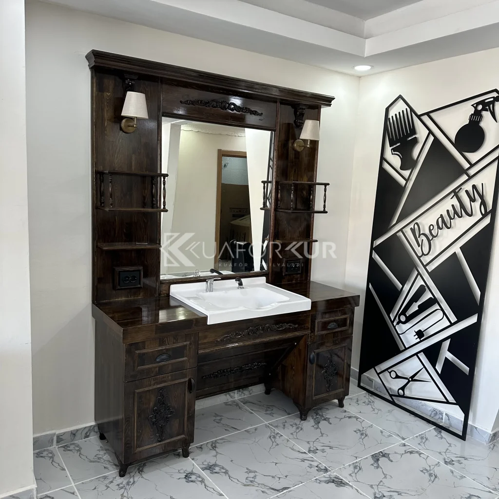 Desenli Ahşap Berber Tezgahı (TEŞHİR)