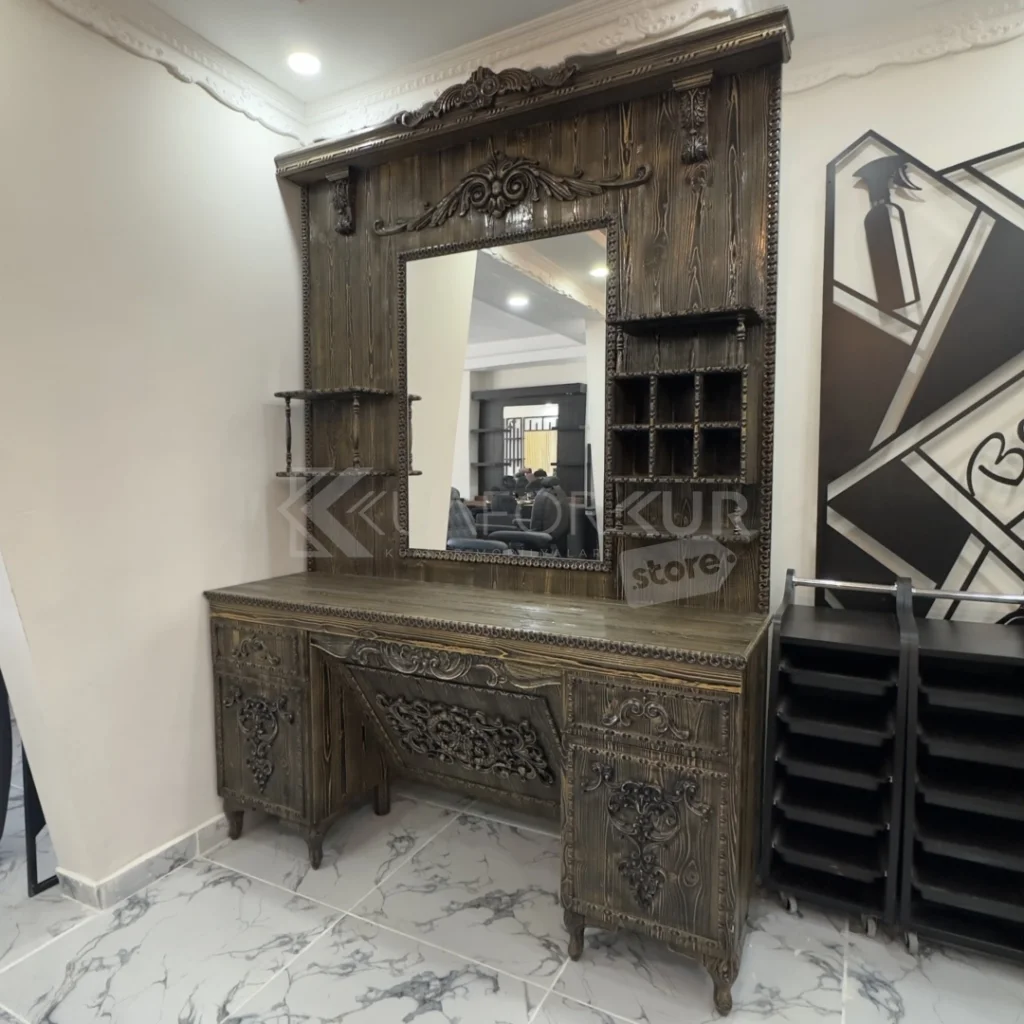 Desenli Ahşap Berber Tezgahı (TEŞHİR)