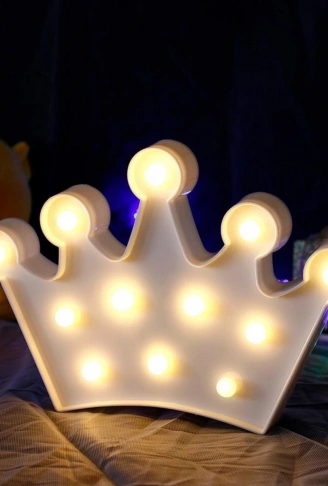 3D Dekoratif Pilli Kraliçe Tacı Model Led Masa ve Gece Lambası (4940)