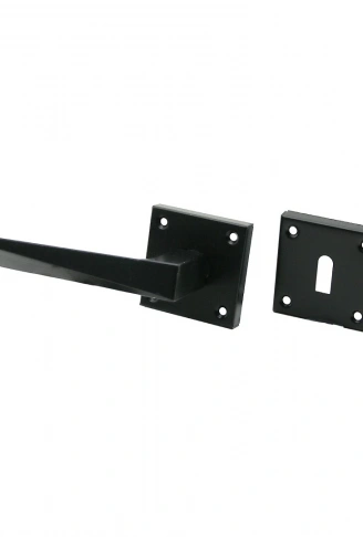 4 TAKIM PRATİK PRİZMA ODA SİYAH ROZETLİ KAPI KOLU (4940)