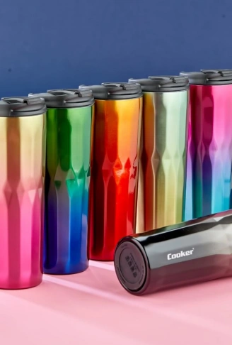 500ML DİAMOND TERMOS BARDAK RENKLİ PASLANMAZ ÇELİK - KAYDIRMAZ TPR TABAN - SIZDIRMAZ KAPAK (4940)