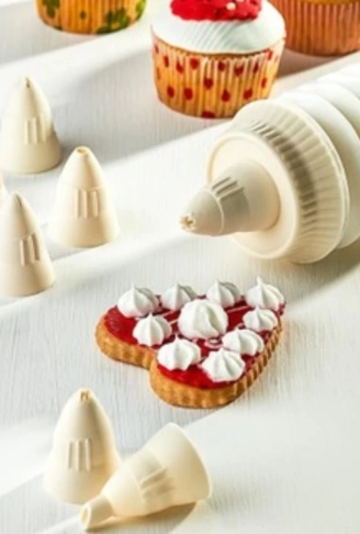 7 Başlıklı Mutfak Pasta Krema Sıkma Süsleme Pompası Aparatı Seti (4940)
