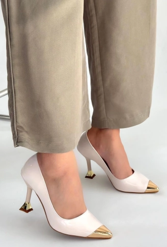 Artem Bej Rugan Topuklu Ayakkabı