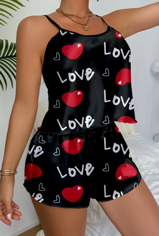 Aşk Temalı Kalp Desenli Siyah Saten Şortlu Gecelik Takım