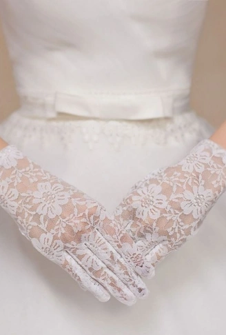 Beyaz Renk Kısa Dantelli Eldiven (4940)