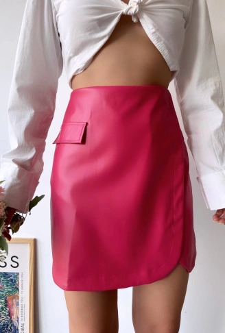 Cep detaylı oval kapaklı deri etek fuşya h240048