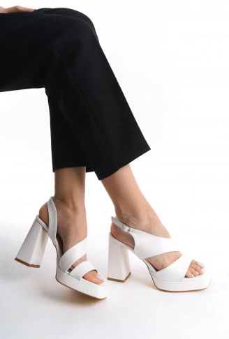 Cica Beyaz Cilt Topuklu Ayakkabı