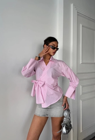 ÇİZGİLİ POPLİN KRUVAZE BAĞLAMALI GÖMLEK - Pembe