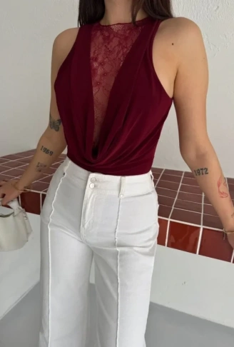 Dantel Detaylı Derin Dekolte Body Şık Kolsuz Yazlık Bodysuit - Bordo