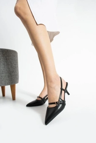 Darina Siyah Cilt Topuklu Ayakkabı