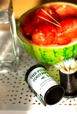 Dörtgen Fotoğraf Filmi Şeklinde Kürdanlık Kürdan Tutucu Kutu (4940)