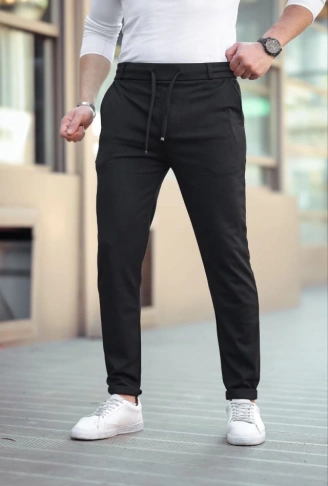 Erkek Diagonel Mikro Dokulu Cepli Beli Lastilki Pantolon - Siyah