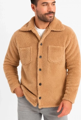 Erkek Pelüş Polar Hırka Gömlek – Yakalı, İlik Düğmeli, Göğüs Cepli, Yumuşak Dokulu Kışlık Regular Fit Rahat Günlük Model - Açık Kahve