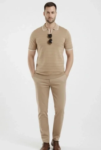 Erkek Triko Kumaş Yakalı Düğmesiz Açık Yaka Fitilli Kısa Kollu Regular Fit Tişört T-shirt - Bej