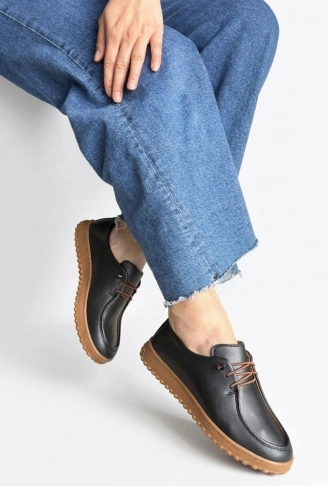 Guot Siyah Cilt Bağcıklı Babet Ayakkabı