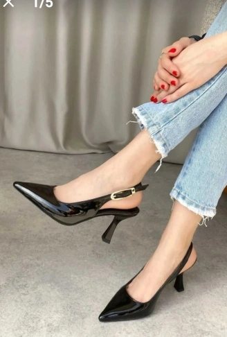 Hies Siyah Rugan Topuklu Ayakkabı