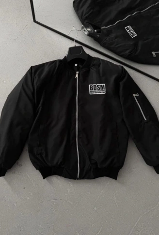 İçi Kapitone Astarlı Tam Kalıp Baskılı Bomber Ceket - Siyah