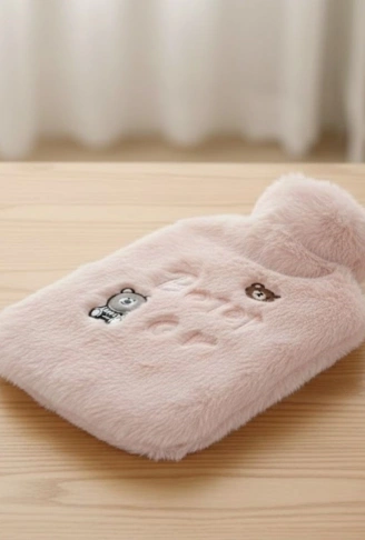 Işıklı Ayıcıklı Figürlü Pembe Peluş Sıcak Su Torbası 1 Lt – Yumuşak Kılıf, Uzun Süre Sıcak Tutan Termal Su Torbası (4940)