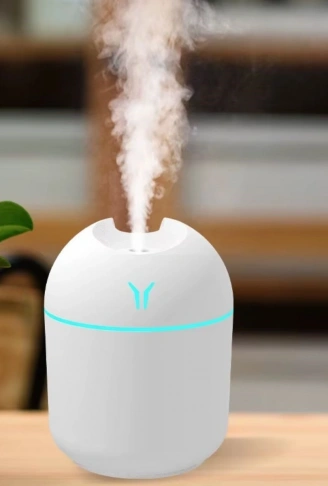 Işıklı Kuru Havayı Azaltan ve Aromaterapi Deneyimi Sunan Hava ve Oda Nemlendirici 220 ML 8x8x10cm (4940)