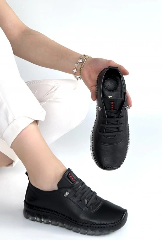 Jiten Siyah Deri Bağcıklı Spor Ayakkabı