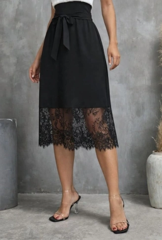 Kadın Askılı V Yakalı Dantelli Midi Viskon Elbise