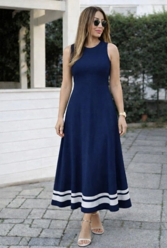 Kadın Askılı Yuvarlak Yakalı Etek Ucu şerit Detaylı Uzun Viskon Elbise