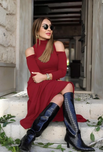 Kadın Balıkçı Yaka Omuzlardan Açık Uzun Kollu Janjan Krep Elbise