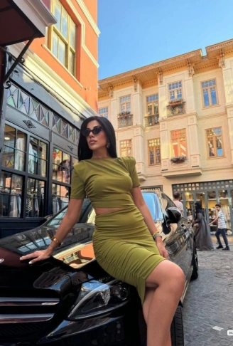 Kadın Bel Dekolteli Yanı Büzgü Detay Dalgıç Krep Kumaş Mini Elbise