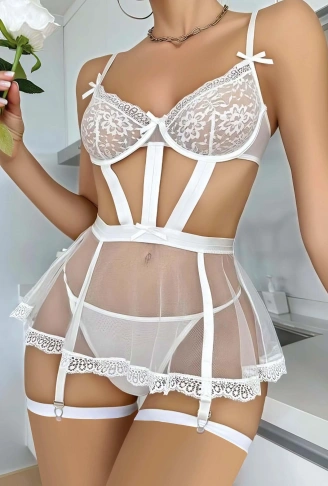 Kadın Beyaz Etekli Bacak Bantlı Fantezi Kostüm 2047