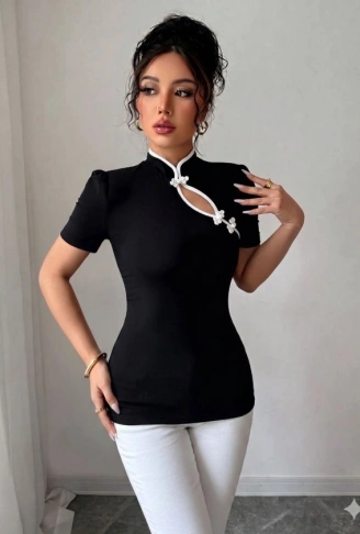 Kadın Beyaz şerit Detaylı Dar Kesim Dik Yaka Bluz