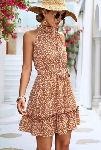 Kadın Eteği Volanlı Halter Yaka Süprem Elbise