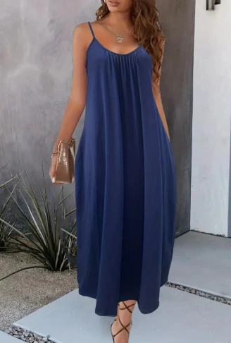 Kadın Ip Askılı Geniş V Yakalı Viskon Elbise